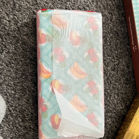 Hot Chocolate Design Kitsch Picnic Women's Wallet - Picture 4 of 5